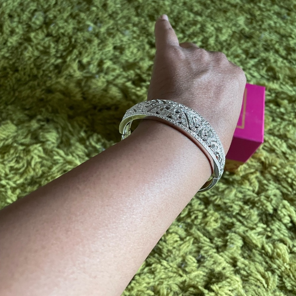 Cute silver bracelet with box. Bought from Macy’s.